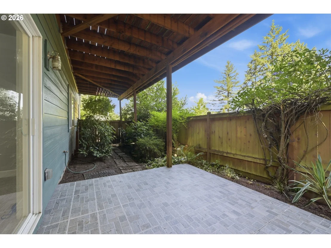 Photo of 3335 BENTLEY AVE