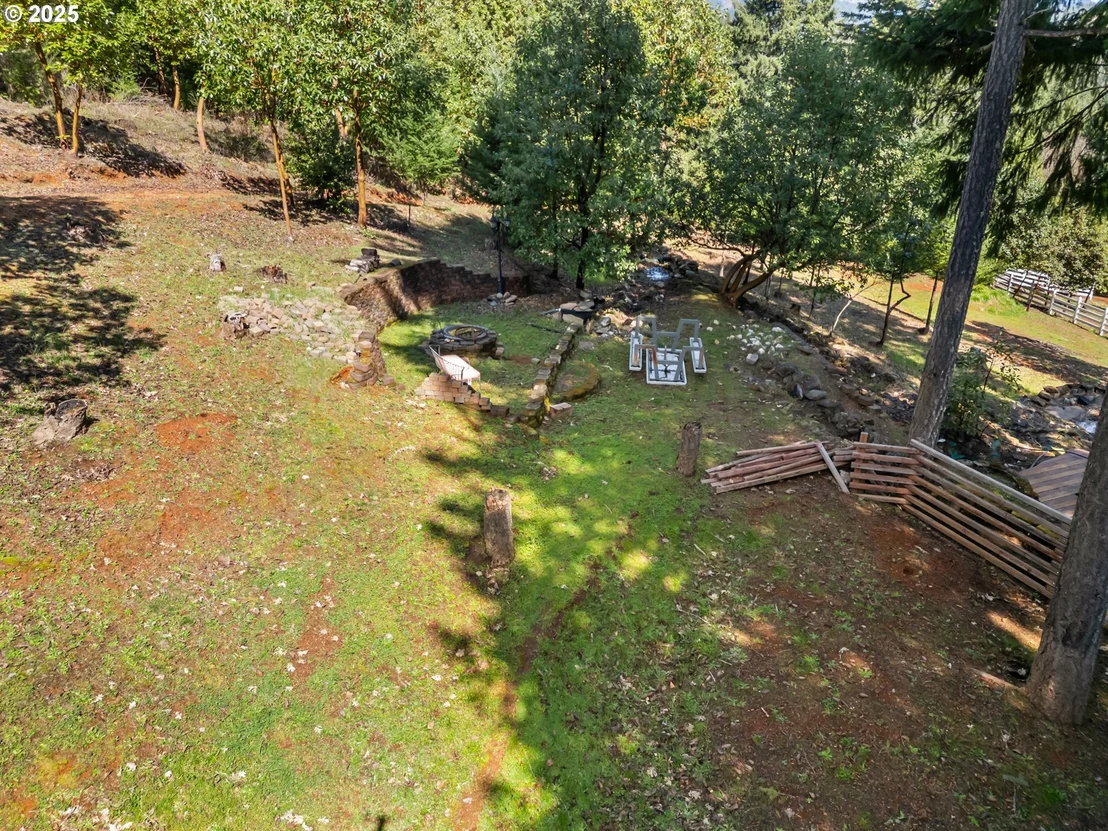 Photo of 520 BRIMSTONE RD
