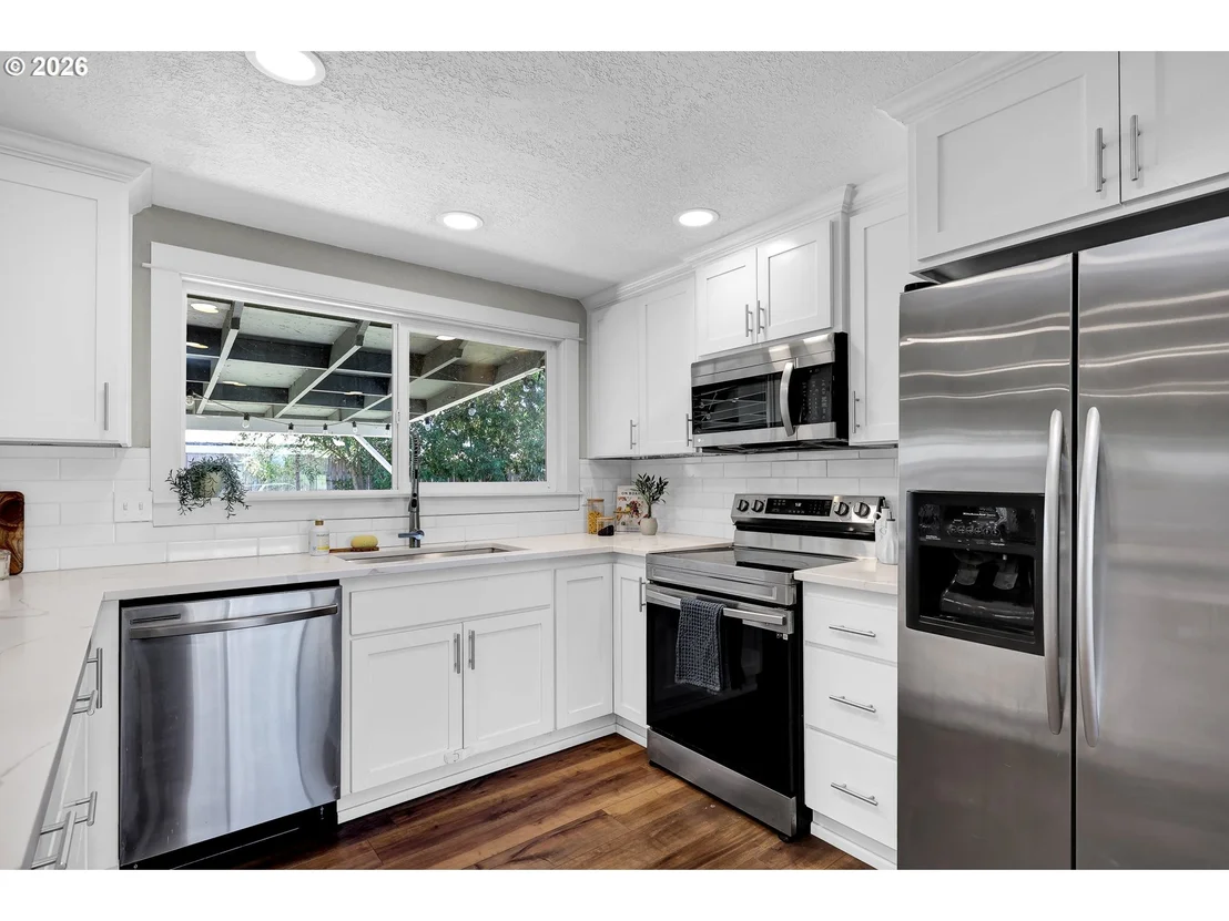Photo of 326 38TH PL