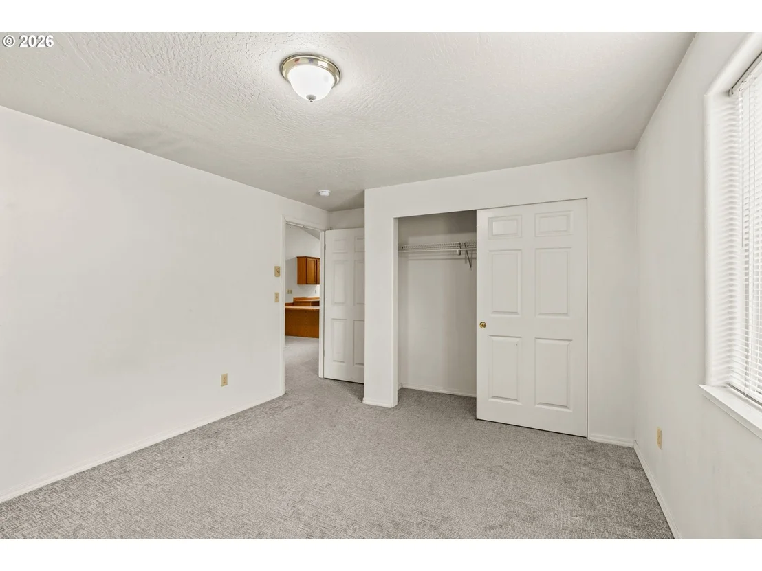 Photo of 630 BENJAMIN AVE