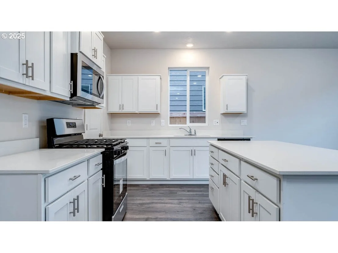 Photo of 4969 Dilling AVE NE