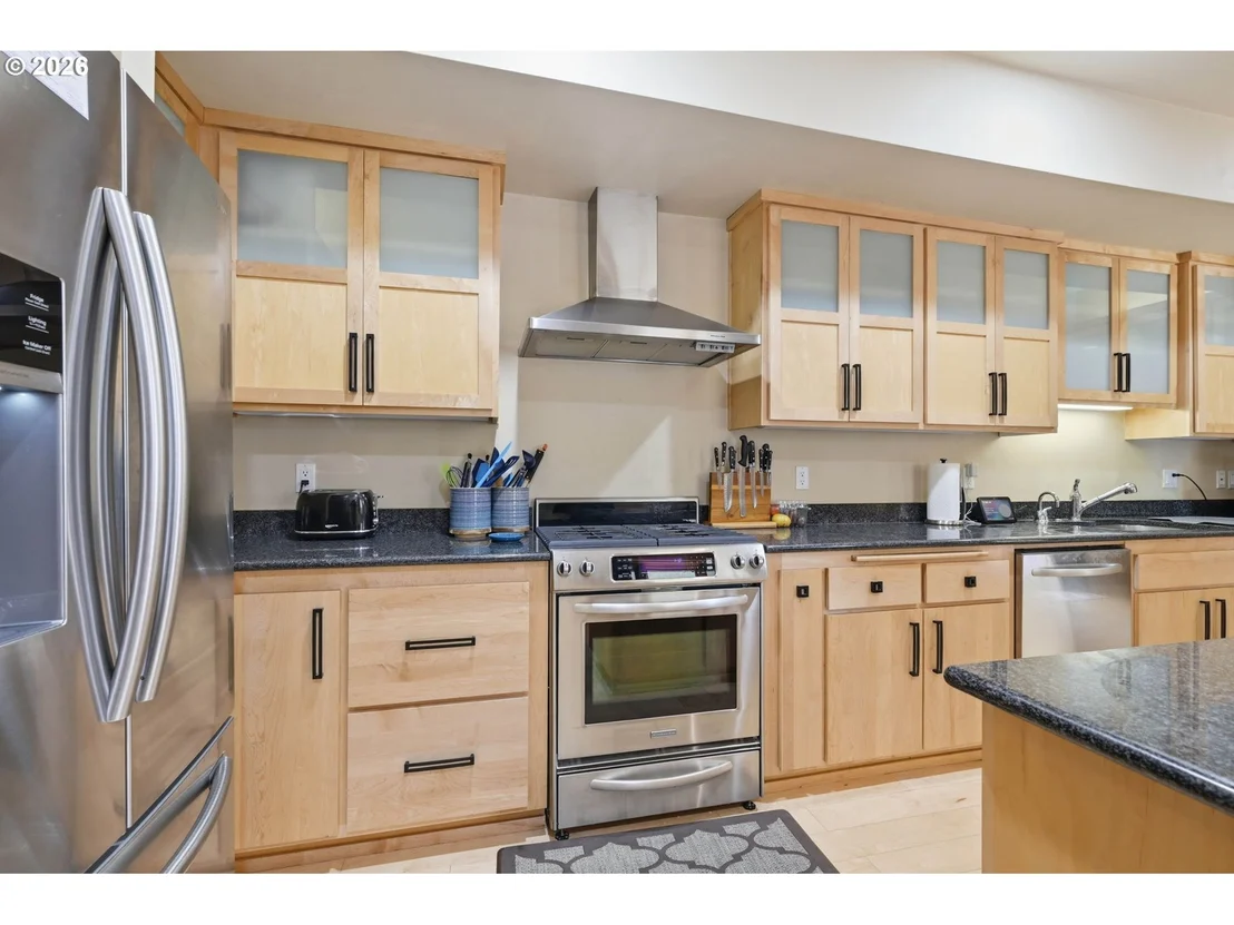 Photo of 2909 LORD BYRON PL