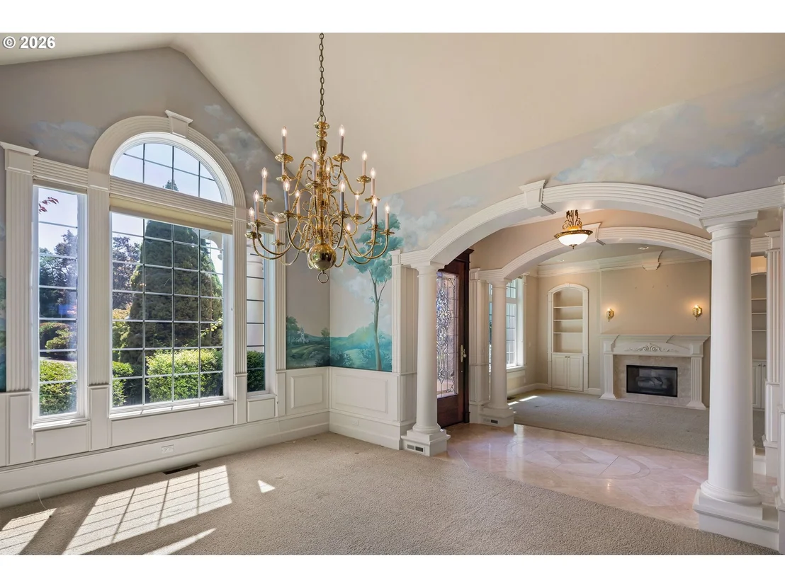 Photo of 2663 RIDGEMONT DR