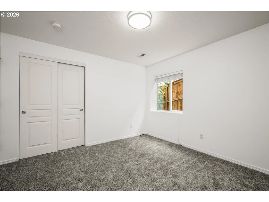 Photo of 553 S 48TH PL