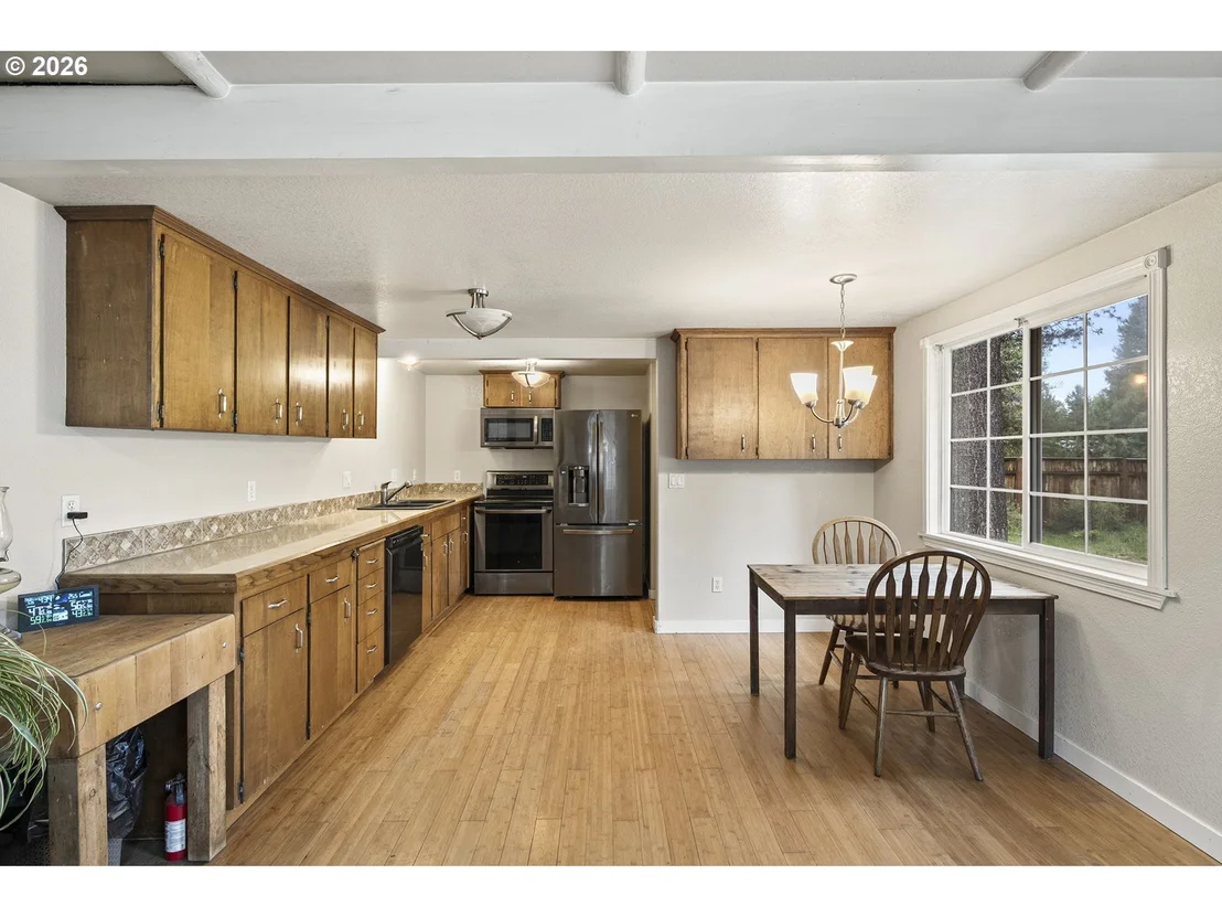 Photo of 16024 LEONA LN