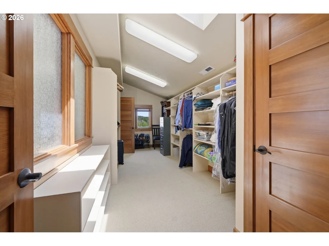 Photo of 2909 LORD BYRON PL