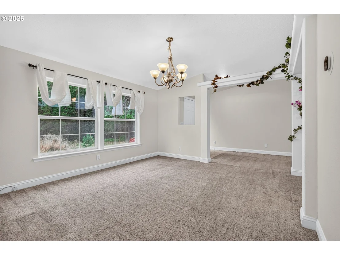 Photo of 530 INGALLS LN