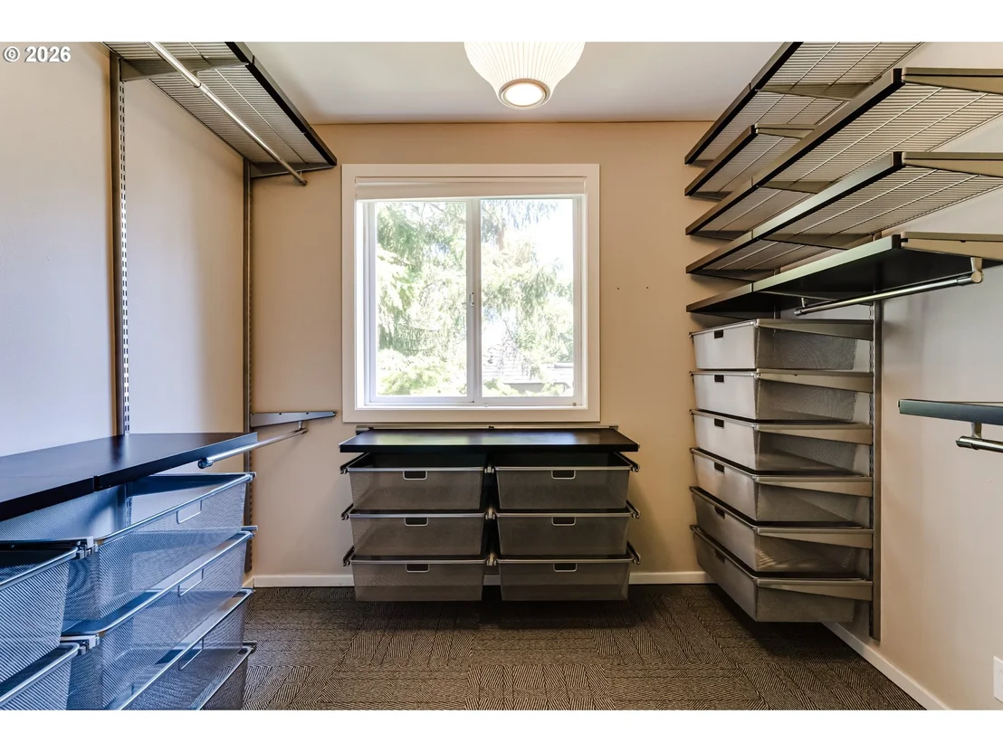 Photo of 38 RIDGELINE DR
