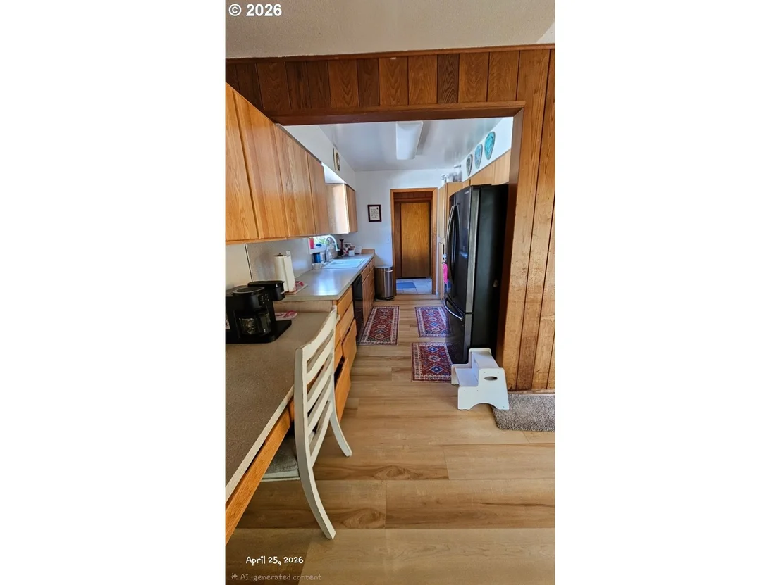 Photo of 488 WALNUT LN