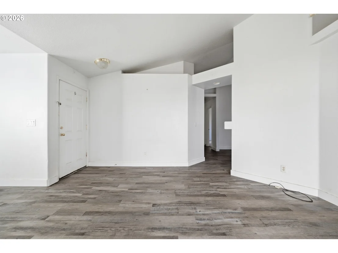 Photo of 1230 Rupp ST