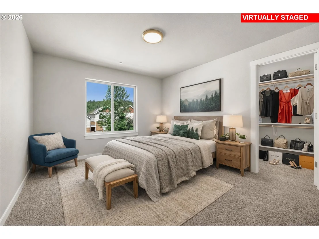 Photo of 177 NW MAWRCREST AVE