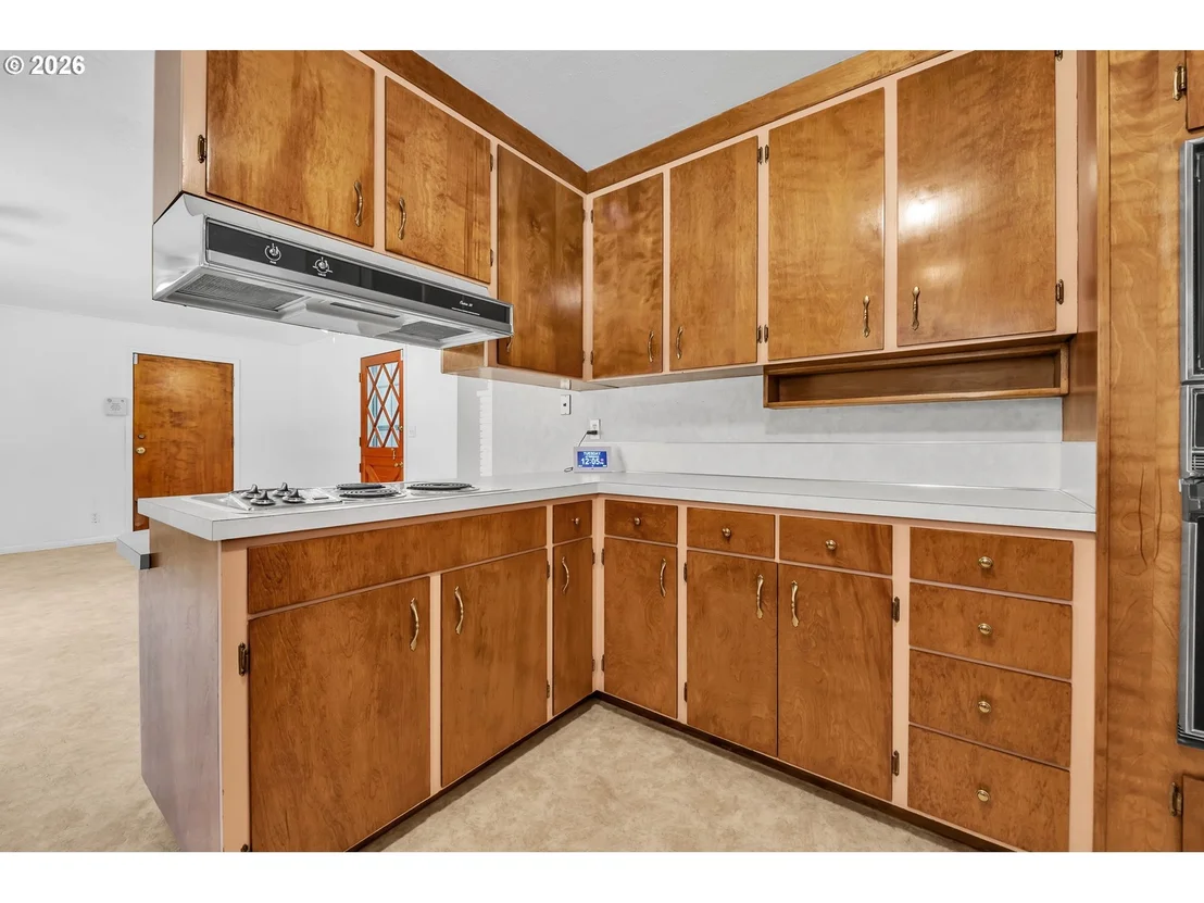 Photo of 681 HATTON AVE