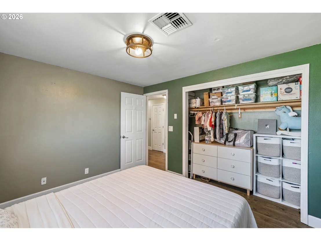 Photo of 276 KNIGHT AVE