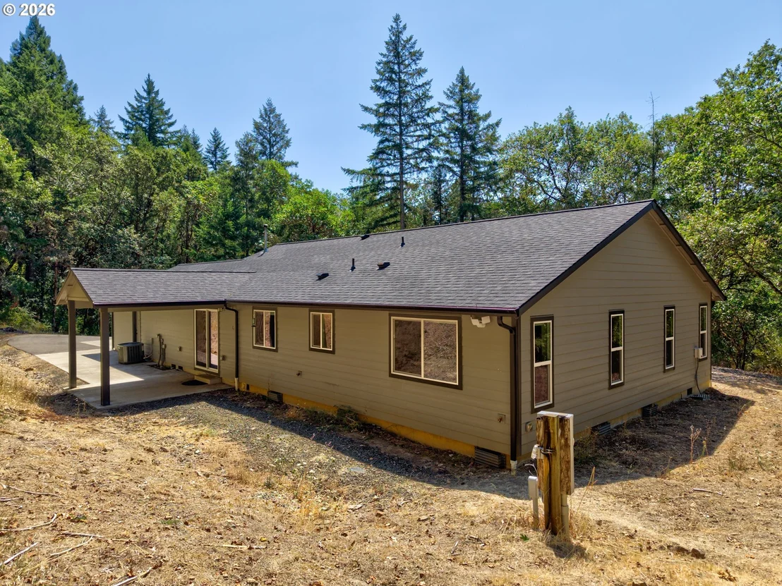 Photo of 5655 HIGHWAY 138
