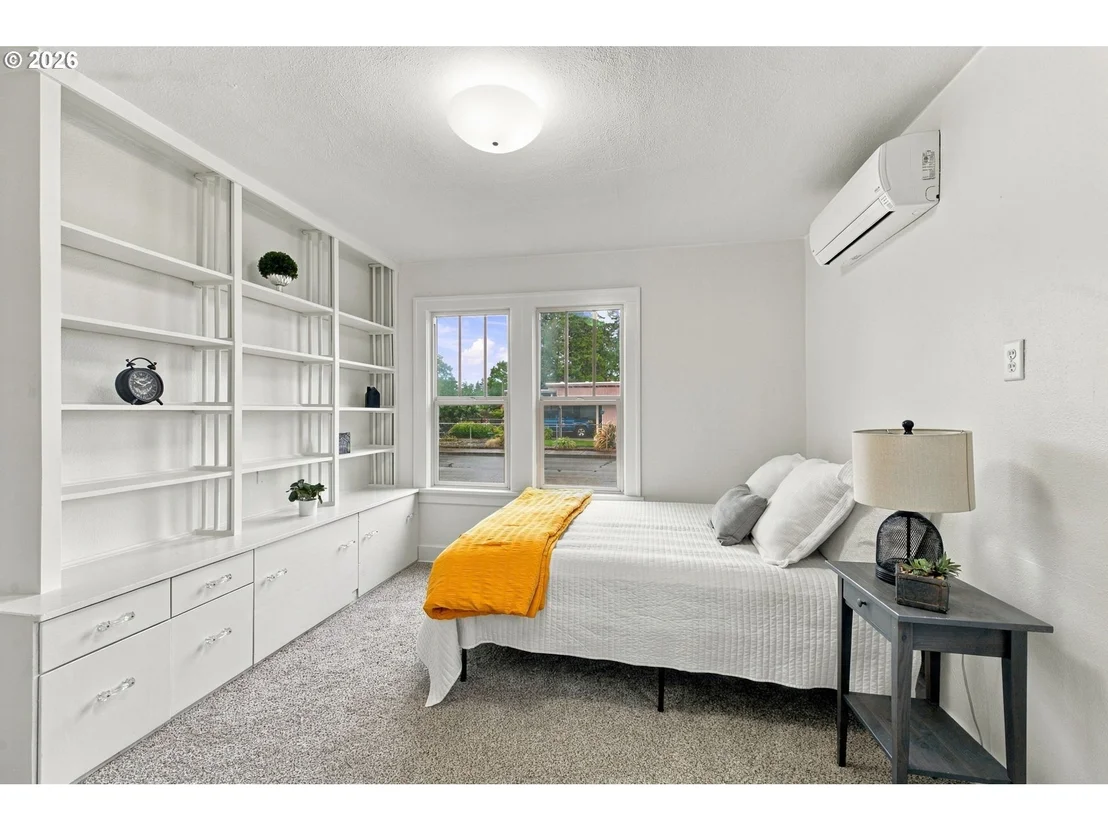 Photo of 352 W M ST