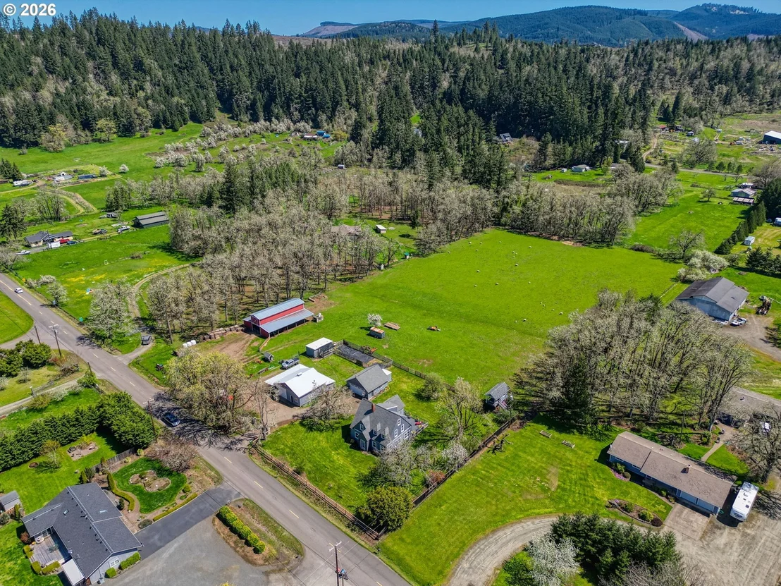 Photo of 78659 SEARS RD