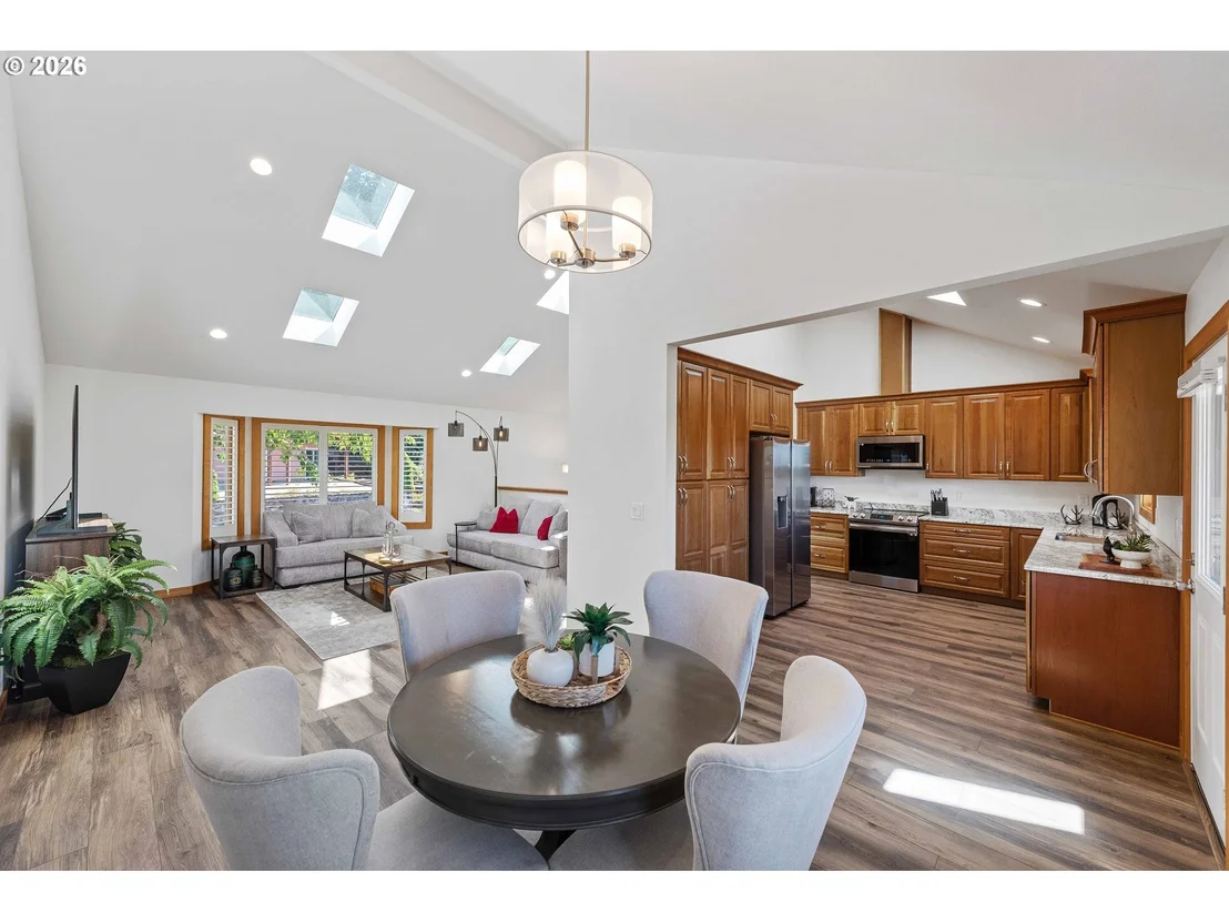 Photo of 2460 STEPHANIE LN
