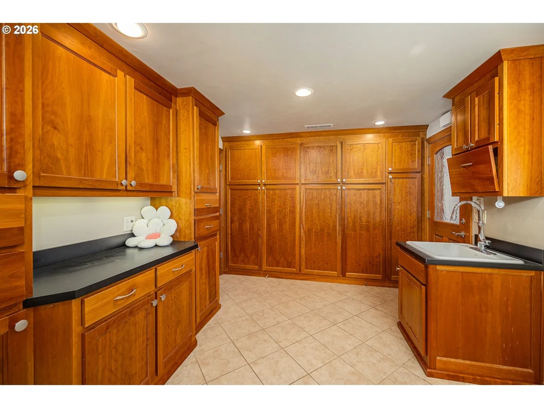 Photo of 85898 LORANE HWY