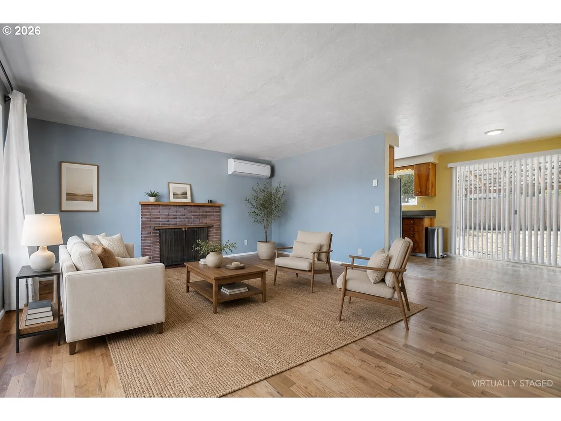 Photo of 130 E 31ST AVE