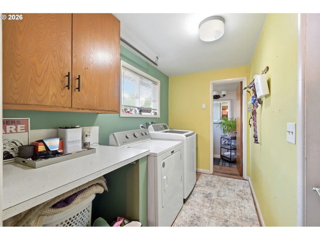 Photo of 1990 W 18TH AVE