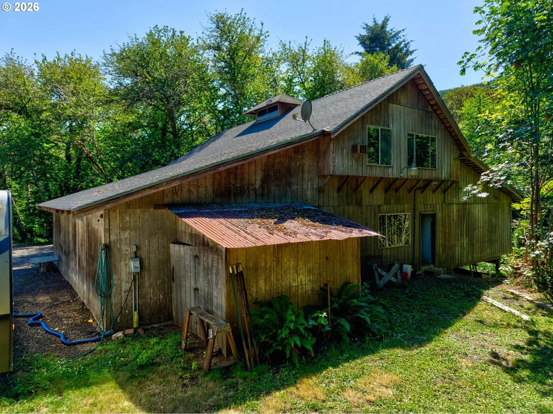 Photo of 123 BURCHARD DR