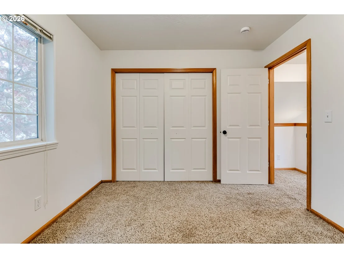 Photo of 555 HOLLYHOCK LN