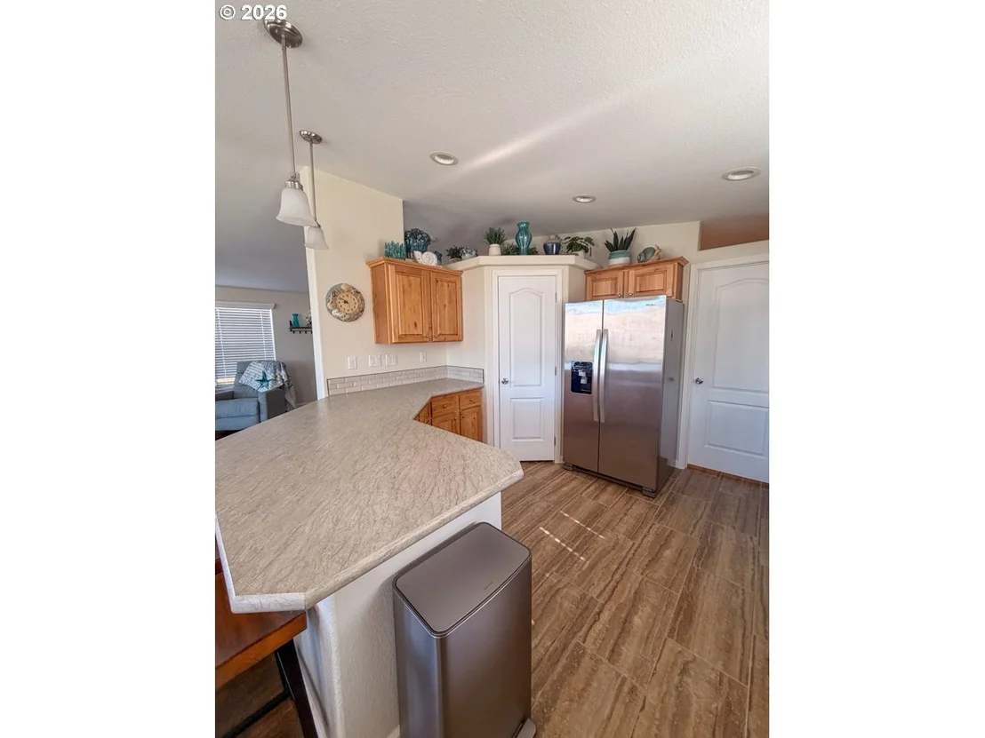 Photo of 1060 CEDAR LOOP