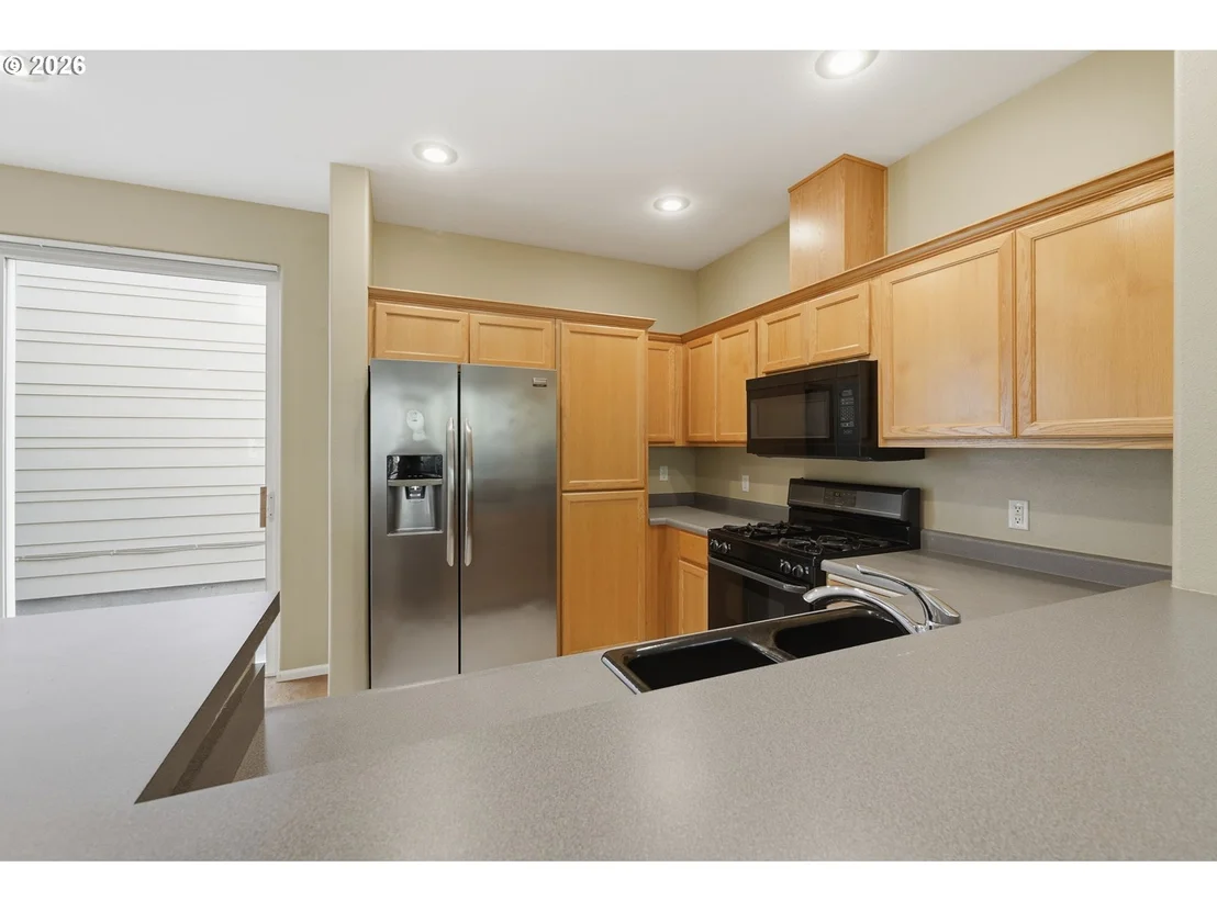 Photo of 1637 HAMLET LN