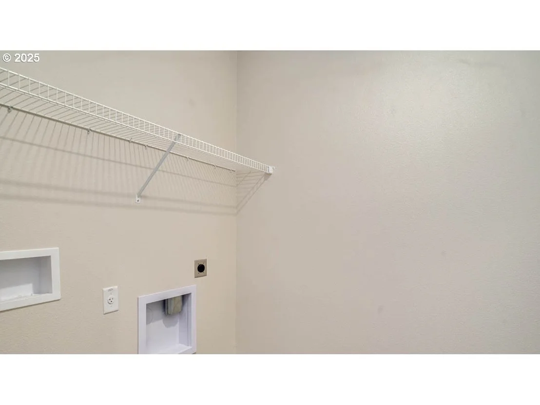 Photo of 368 Reno ST NE