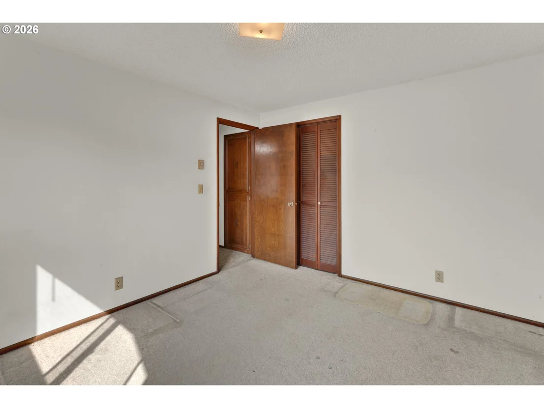 Photo of 2495 SNELLING DR