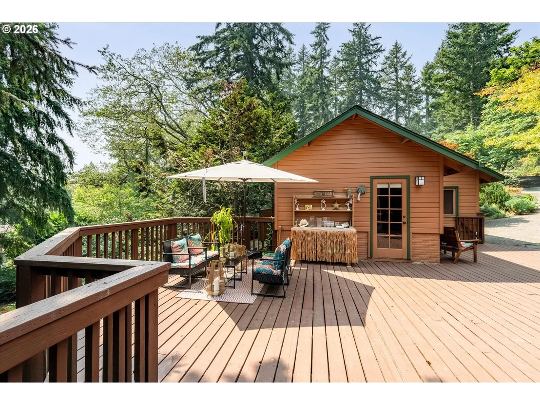 Photo of 2310 DOUGLAS DR