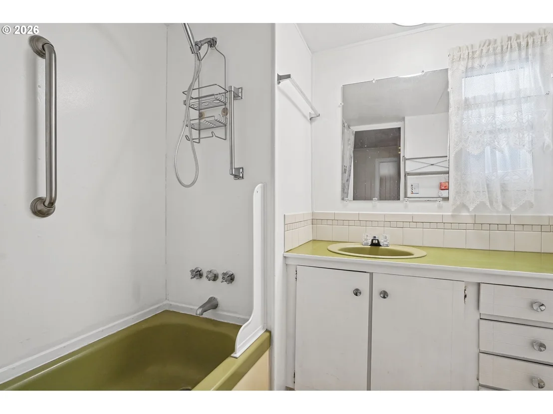 Photo of Unit 64 at 501 DIVISION AVE