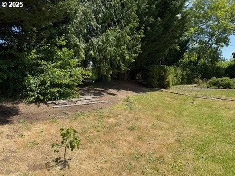 Photo of Unit 60 at 4800 BARGER DR