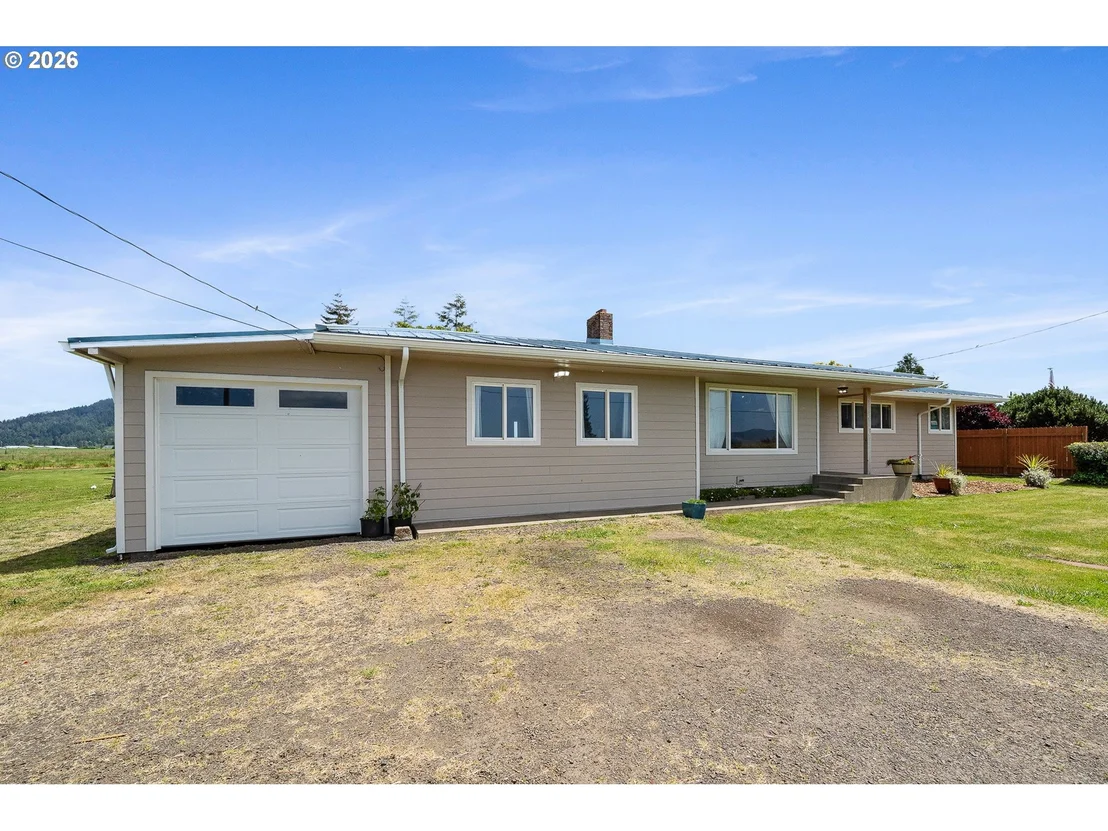 Photo of 7310 TRASK RIVER RD