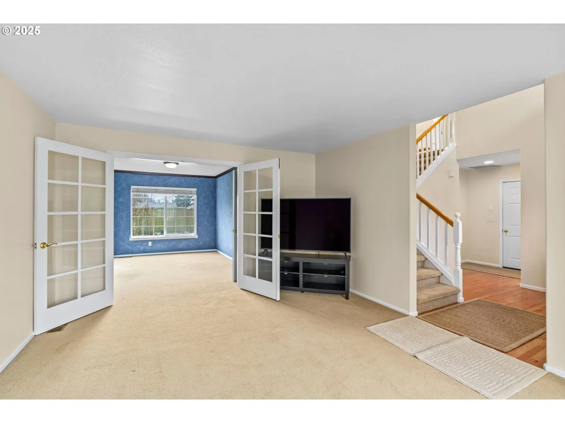 Photo of 54 SILVER OAK DR