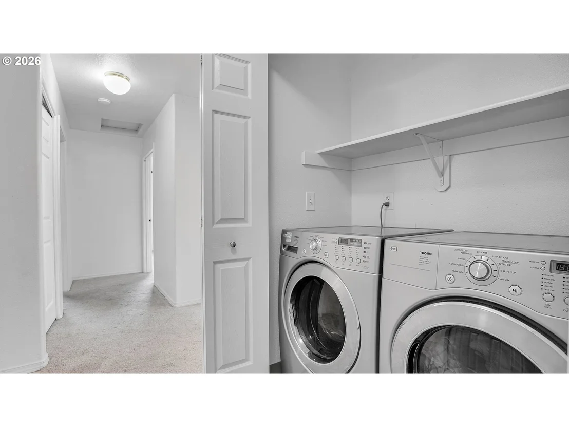 Photo of Unit 258 at 4614 W POWELL BLVD