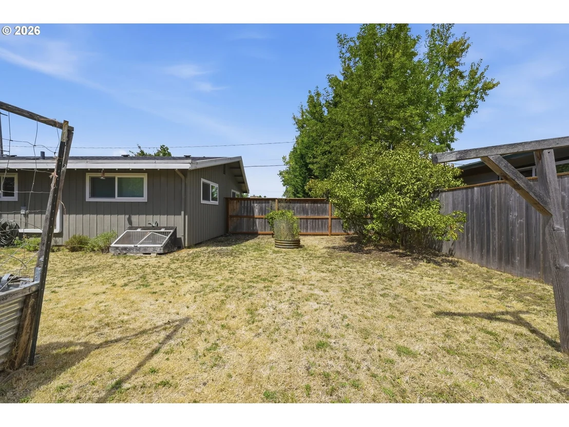 Photo of 1990 W 18TH AVE
