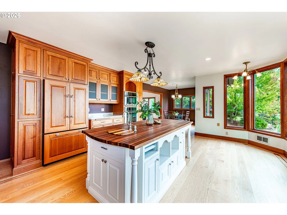 Photo of 441 W D ST