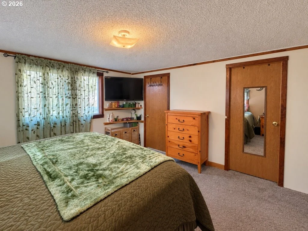 Photo of 450 TIARA ST