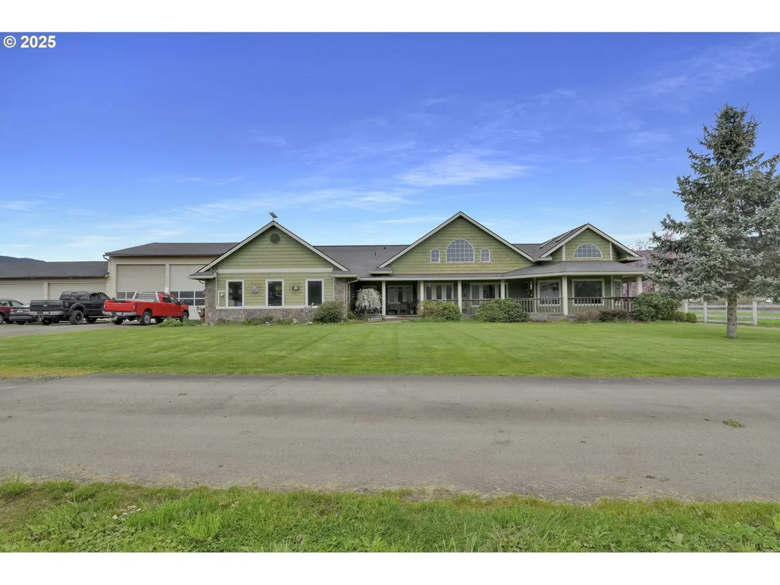 Photo of 91375 MARCOLA RD