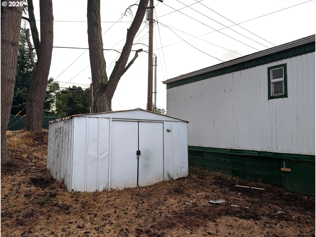Photo of Unit A at 4531 FRANKLIN BLVD