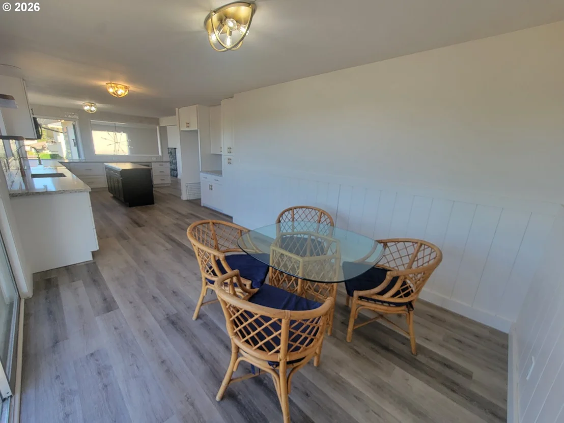 Photo of 2460 W 21ST AVE