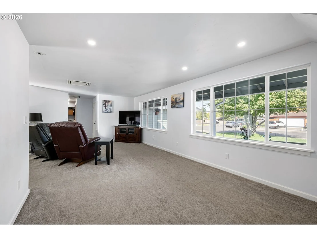 Photo of 1101 CEDAR CT