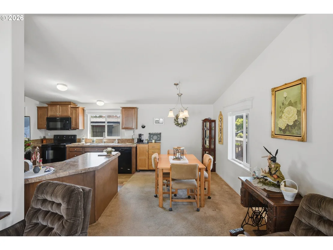 Photo of 2990 KNOTT TER