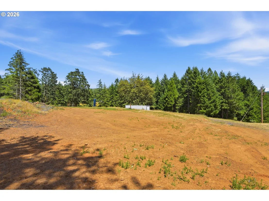 Photo of 1060 MURDOCK DR