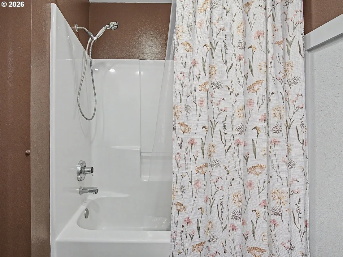 Photo of 3008 SE LAURA AVE