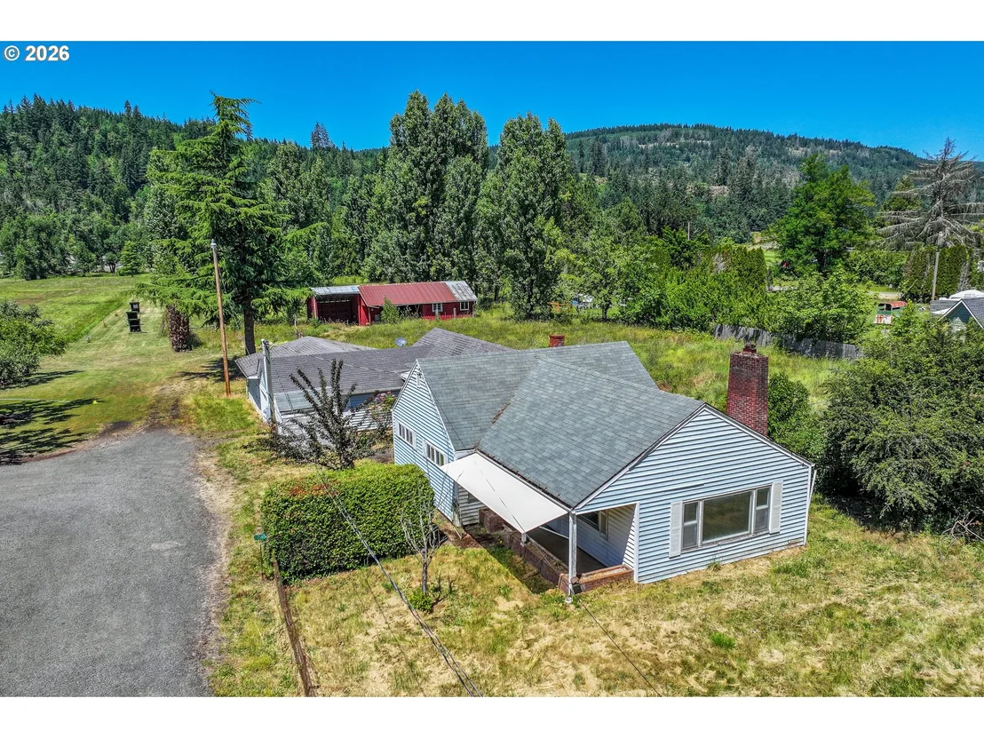 Photo of 39565 MCKENZIE HWY