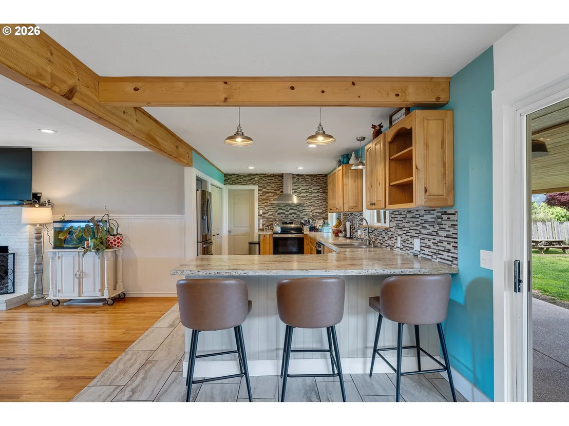Photo of 7310 TRASK RIVER RD