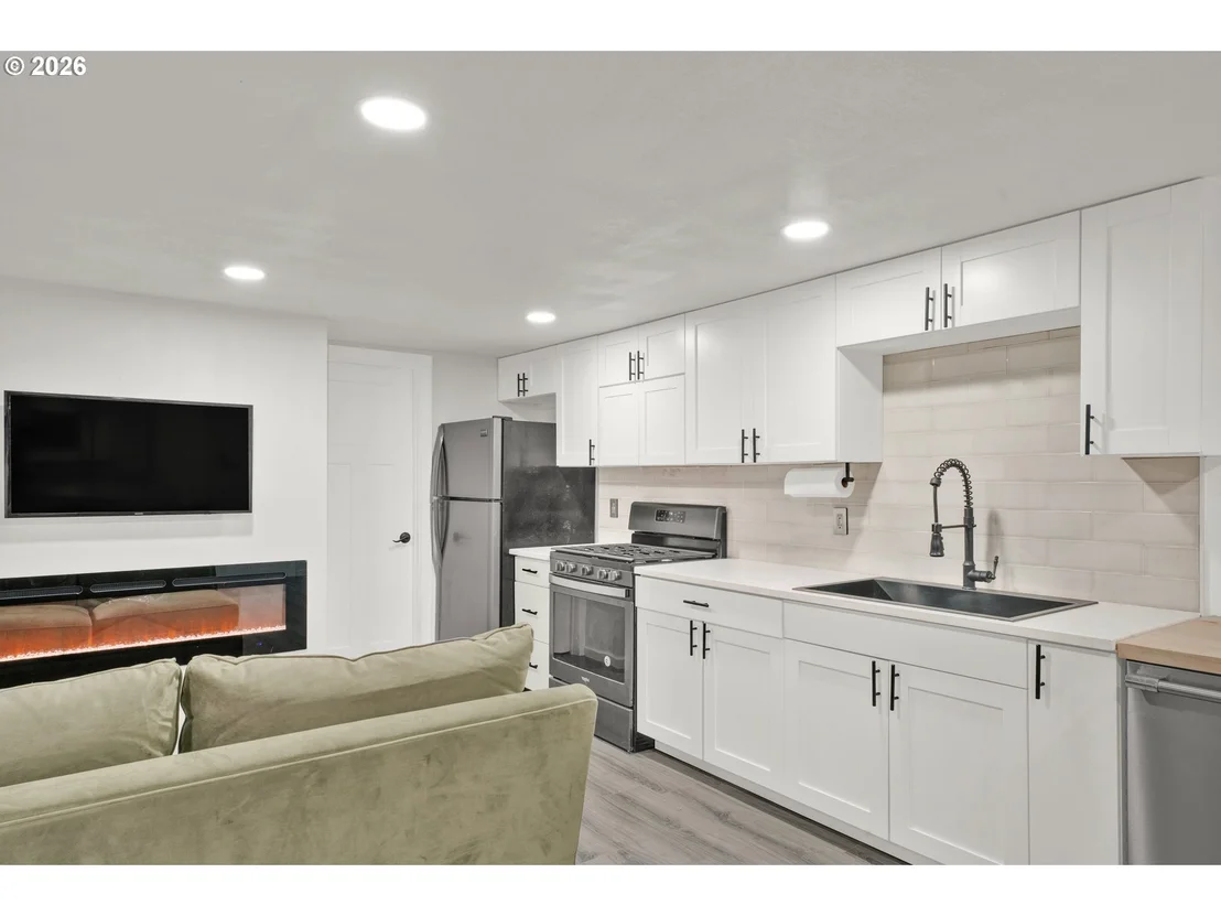 Photo of 3010 FRIENDLY ST