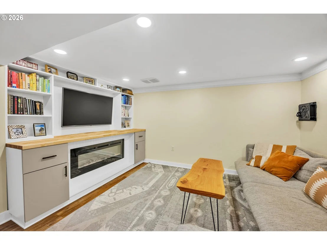 Photo of 39 ASH ST
